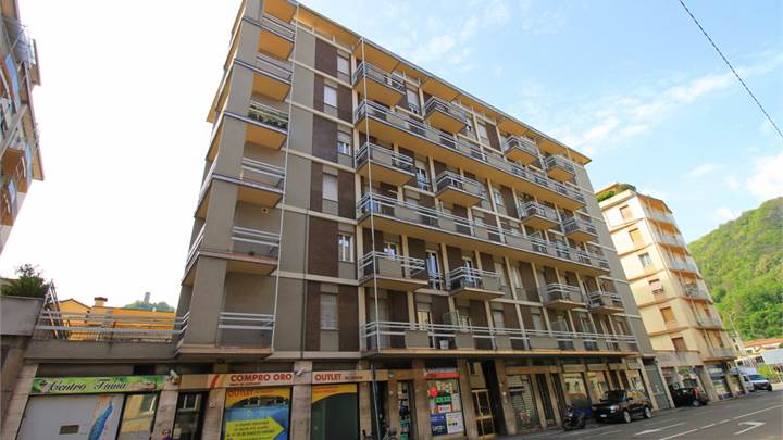 2 bedroom apartment for sale in Como